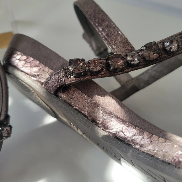 Spring Kenneth Cole Reaction Sandals / Pewter / 7.5 - Picture 5 of 9